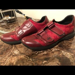 AUTHENTIC VINTAGE GUCCI SNEAKERS